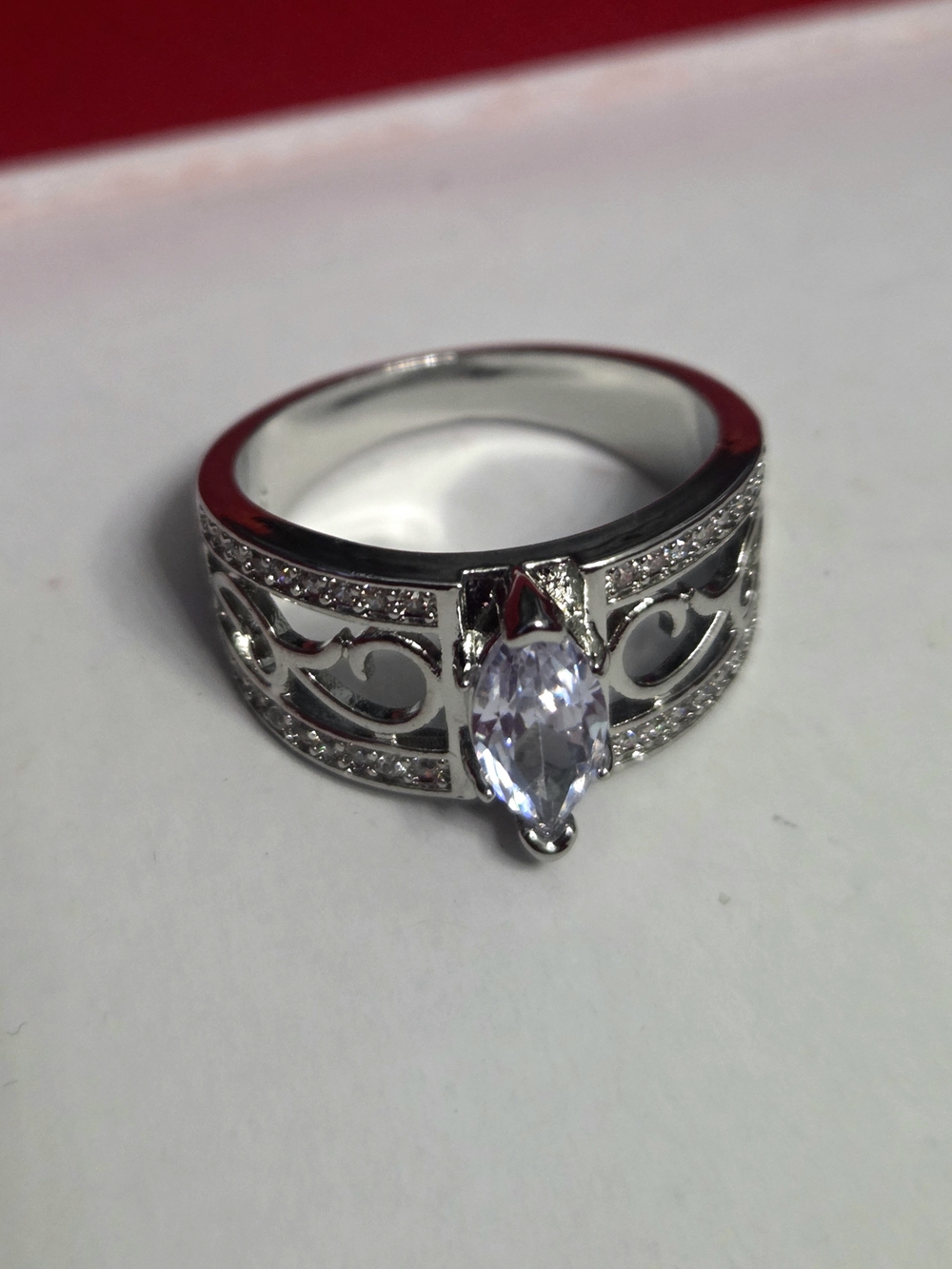Elegant 925 Sterling Silver Hollowed-Out Filigree Marquise Ring for Women - Picture 8 of 9